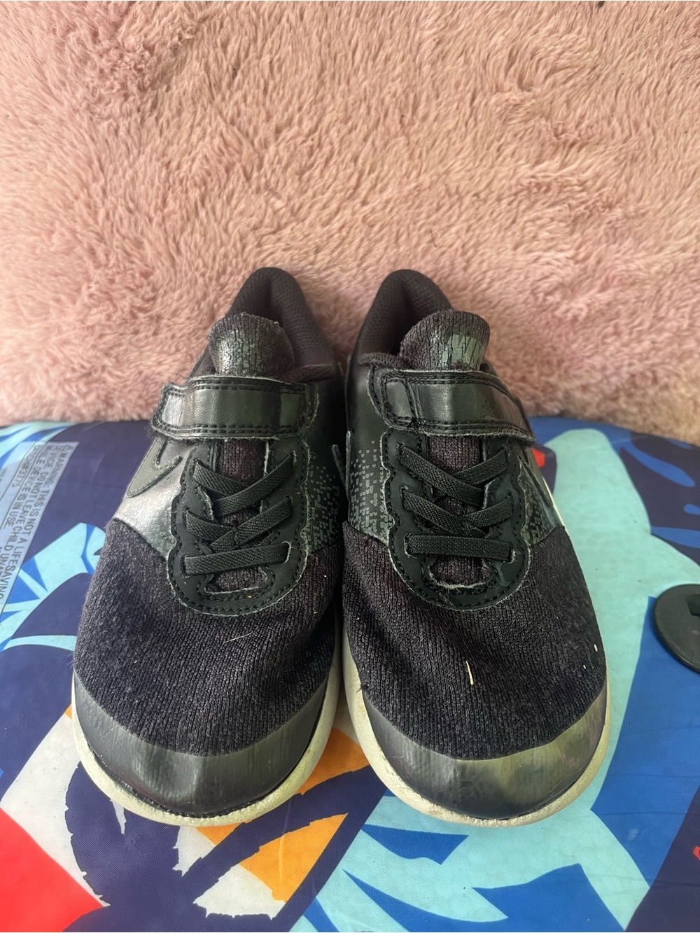 Nike Black Kids Sneakers with Hook-and-Loop Strap
